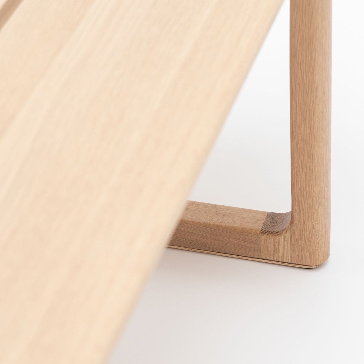 Hover Bench - Blonde Oak - Benches Tolv Loom Collection Dubai