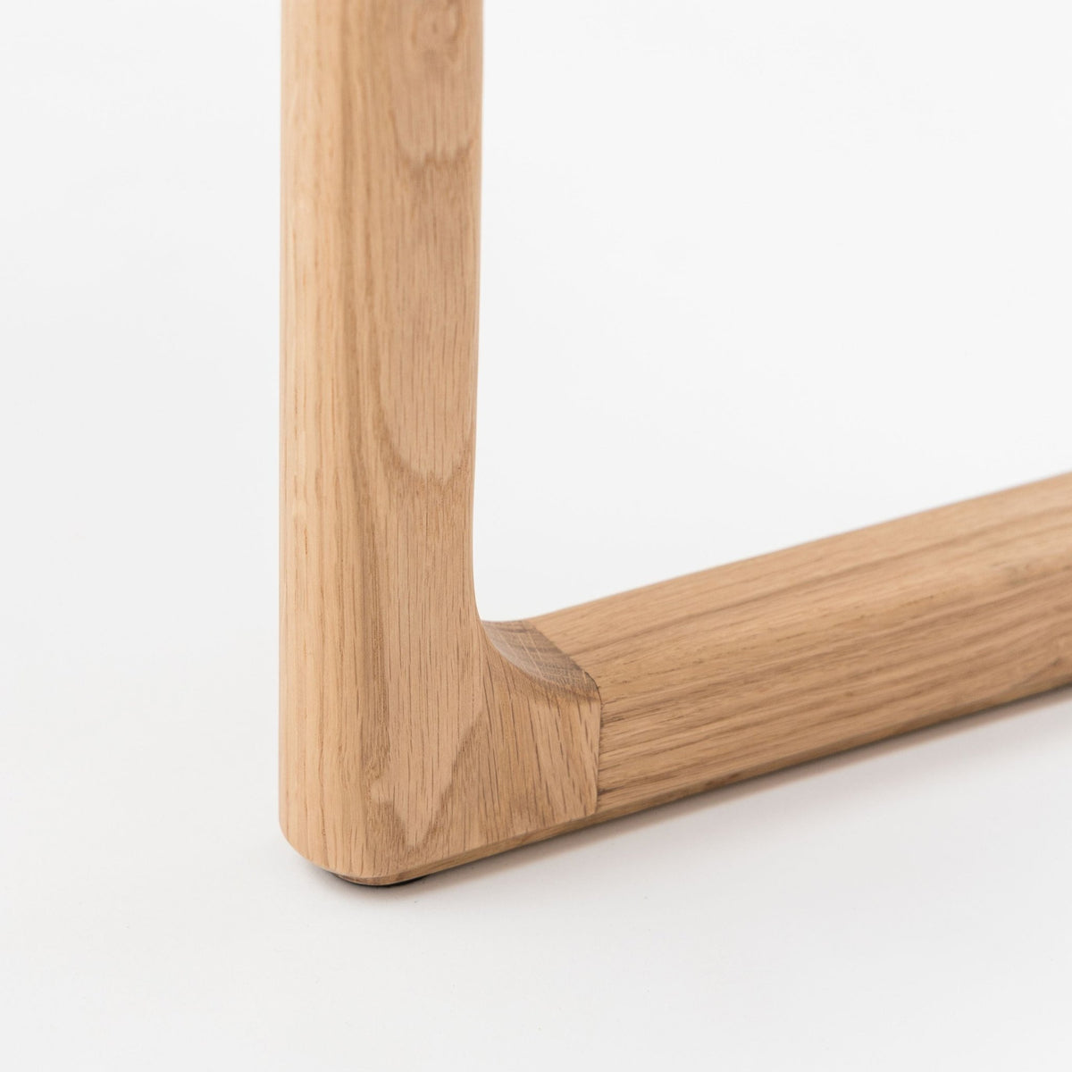 Hover Bench - Light Oak & Pecan Leather - Benches Tolv Loom Collection Dubai