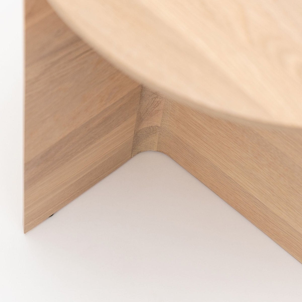 Jaunt Side Table - Blonde Oak - Side Tables Tolv Loom Collection Dubai