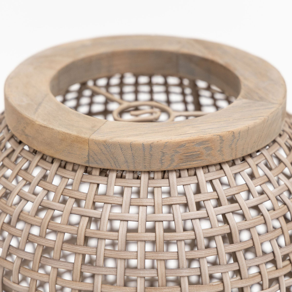 Kosava Lamp - Ceiling Lights Loom Collection Loom Collection Dubai