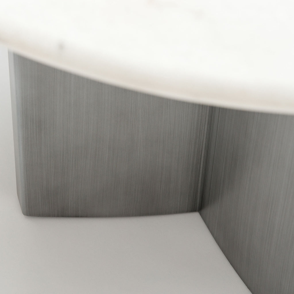 Matera Dining Table - Dining Tables Loom Collection Loom Collection Dubai