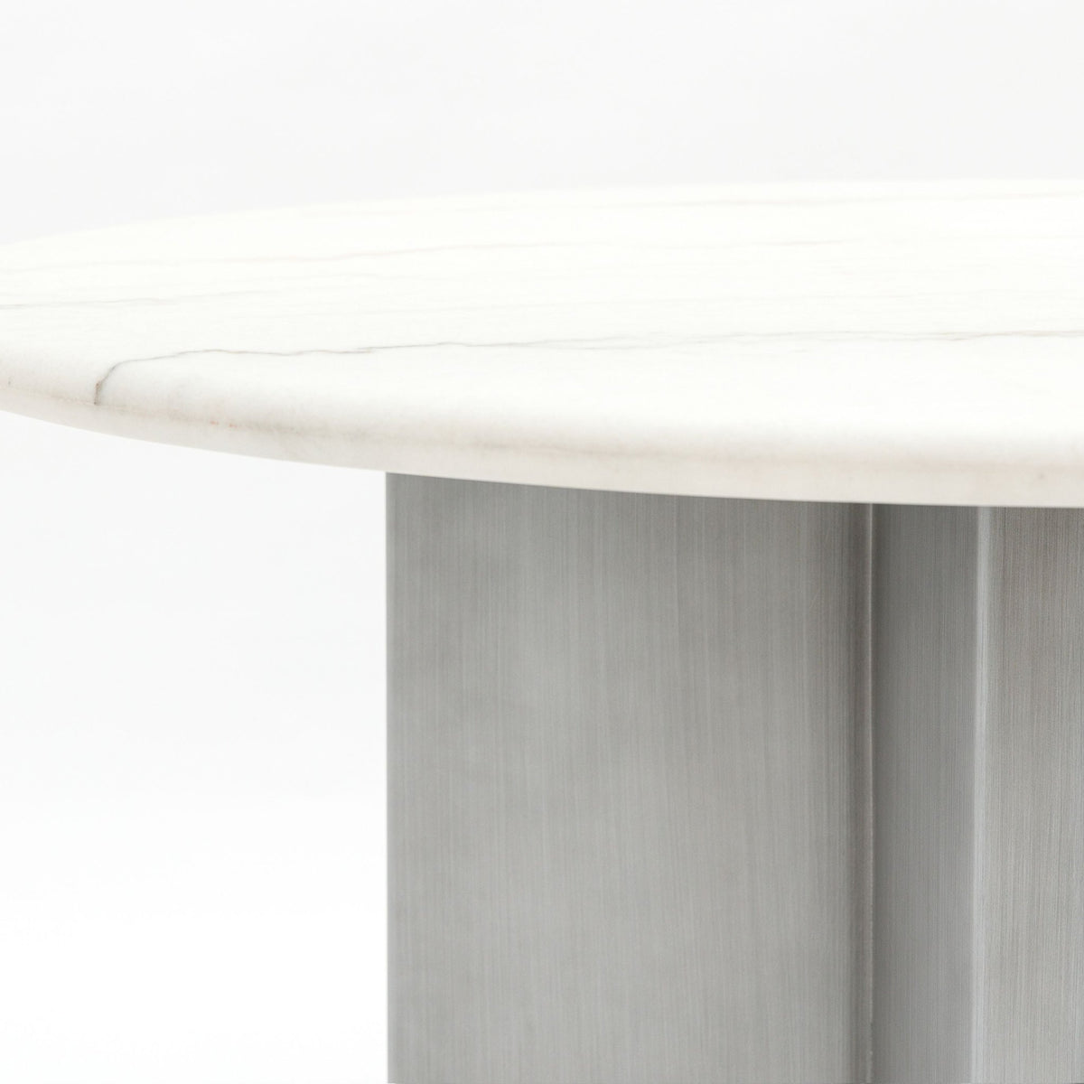 Matera Dining Table - Dining Tables Loom Collection Loom Collection Dubai