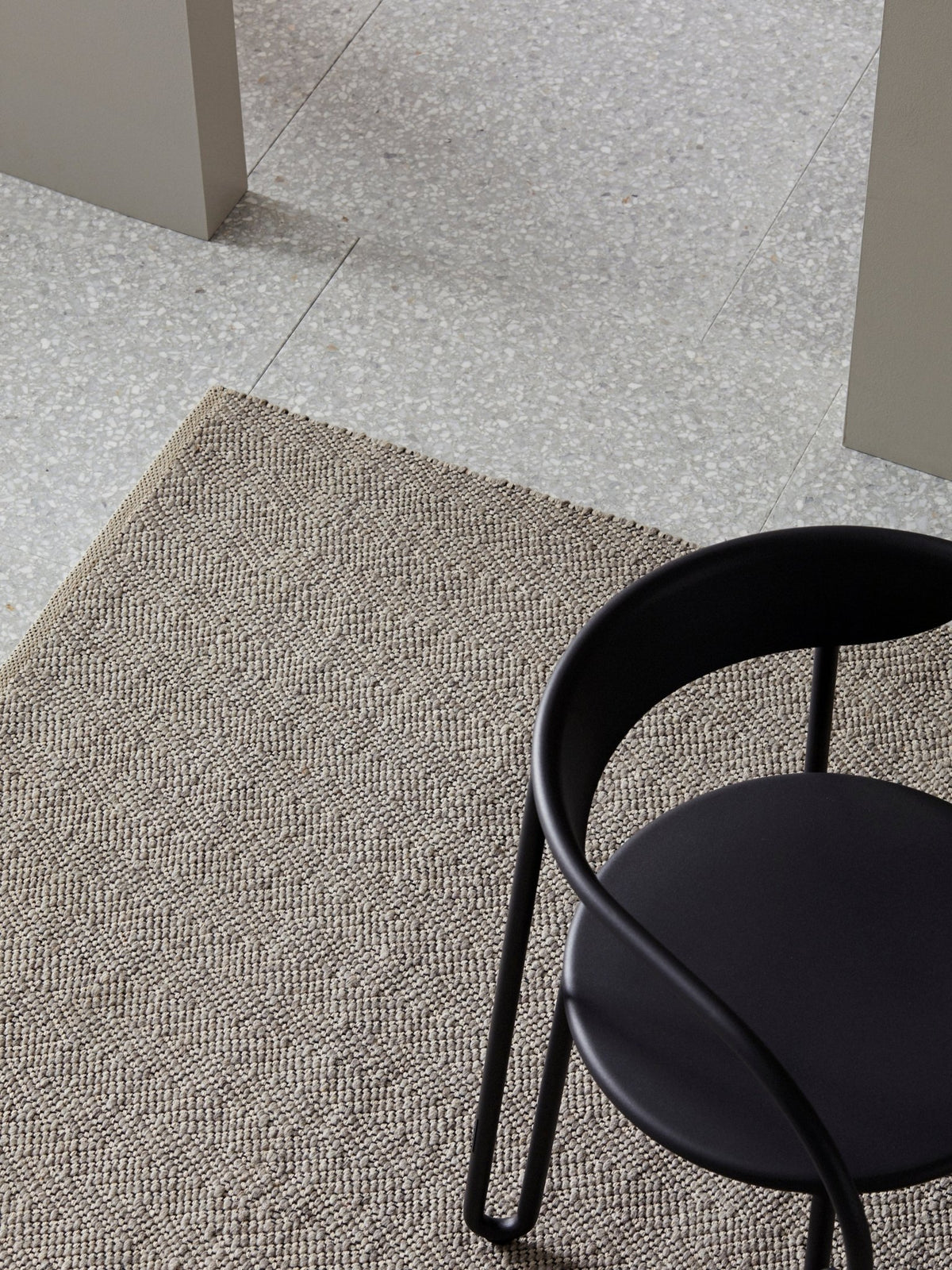 Matterhorn Rug - Basalt