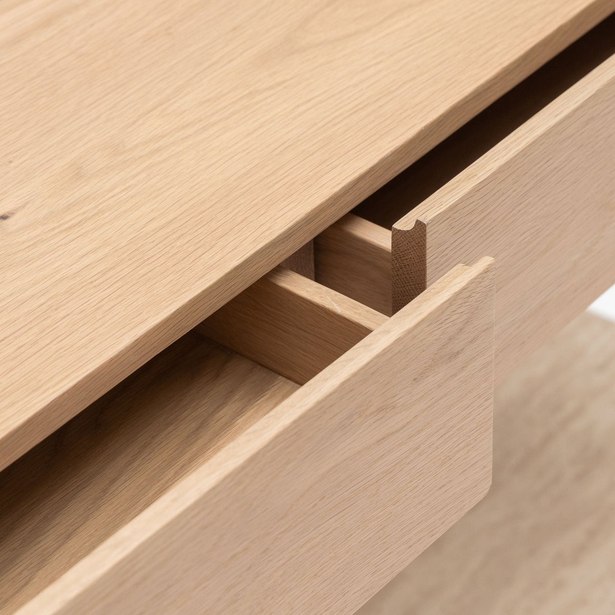 Nell Console - Blonde Oak & Travertine - Tolv Loom Collection Dubai