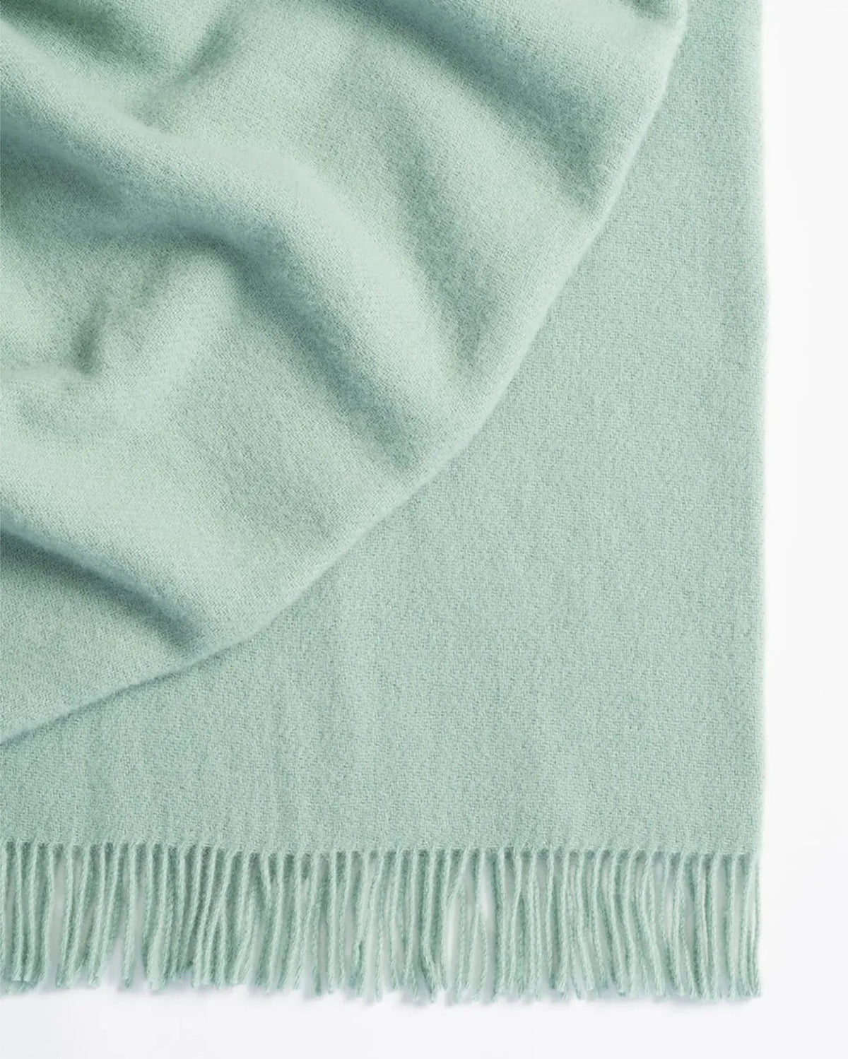 Nevis Throw - Mineral