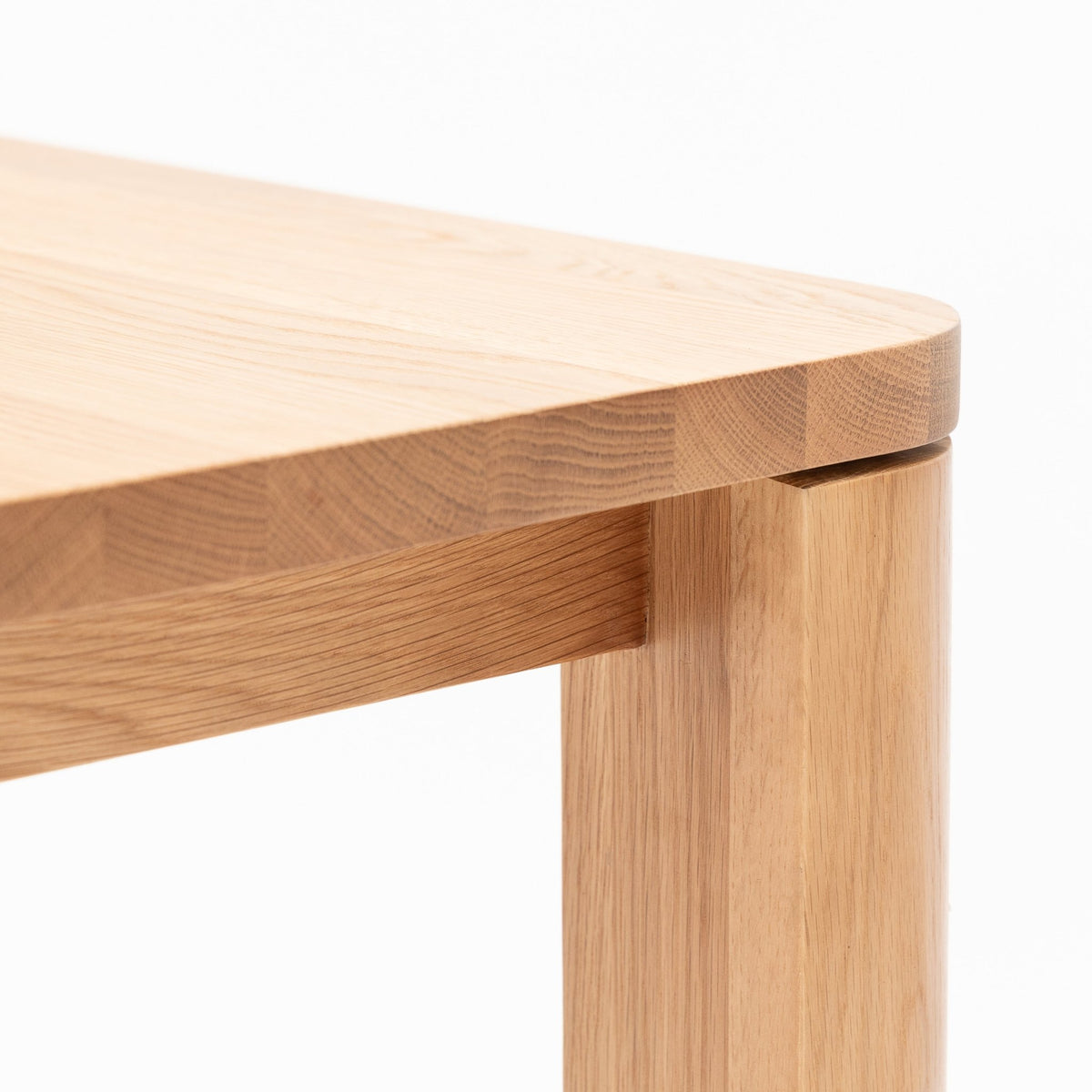 Oli Dining Table - Light Oak - Dining Tables Tolv Loom Collection Dubai