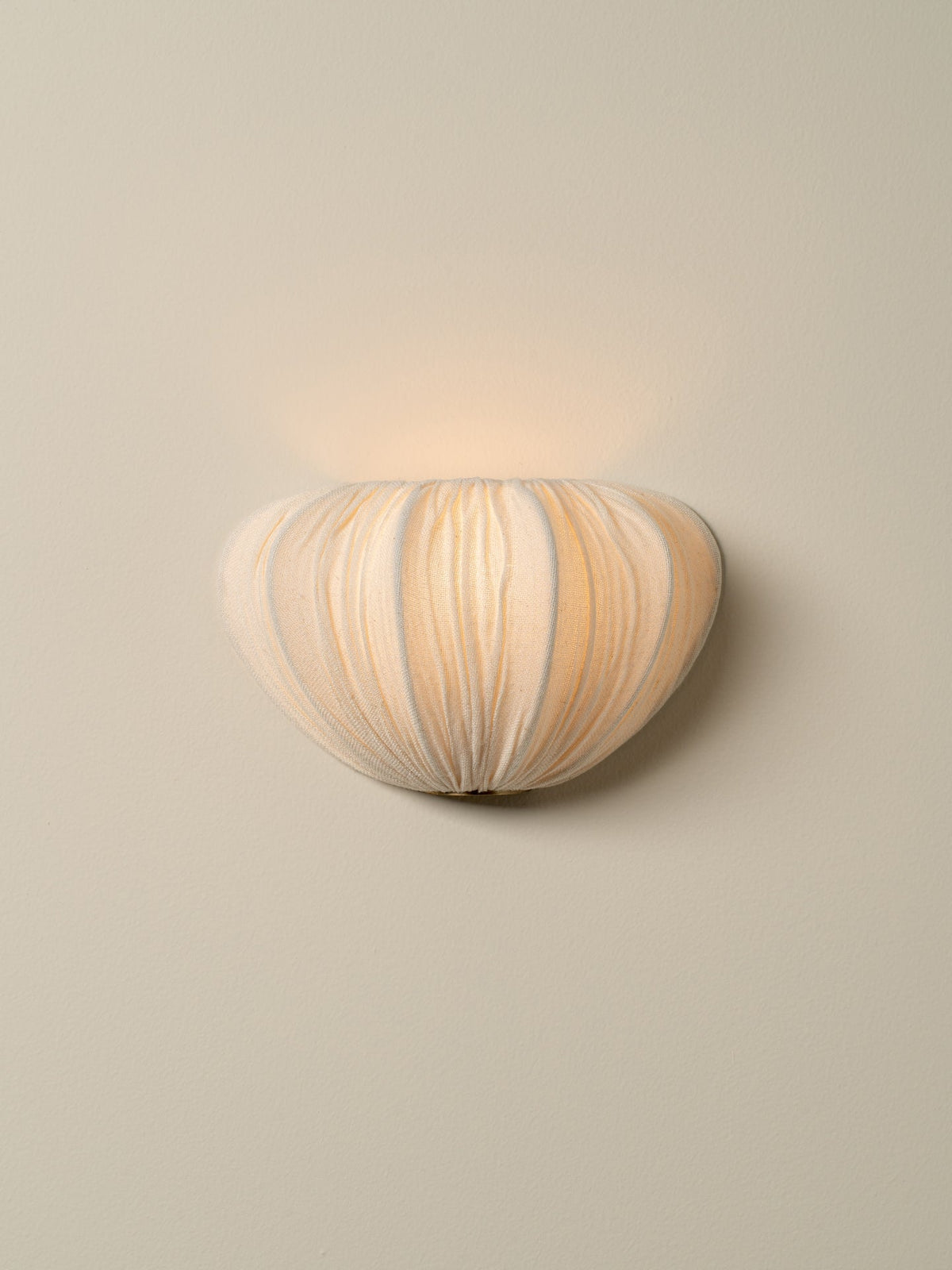 Ostrea Small Wall Light - Lights&Lamps Loom Collection Dubai