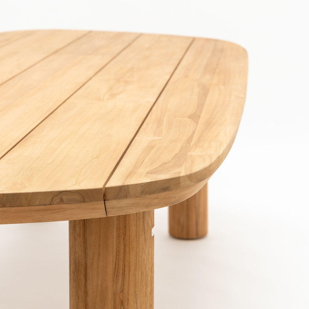 Parker Dining Table - Honey - Outdoor Dining Tables Loom Collection Loom Collection Dubai