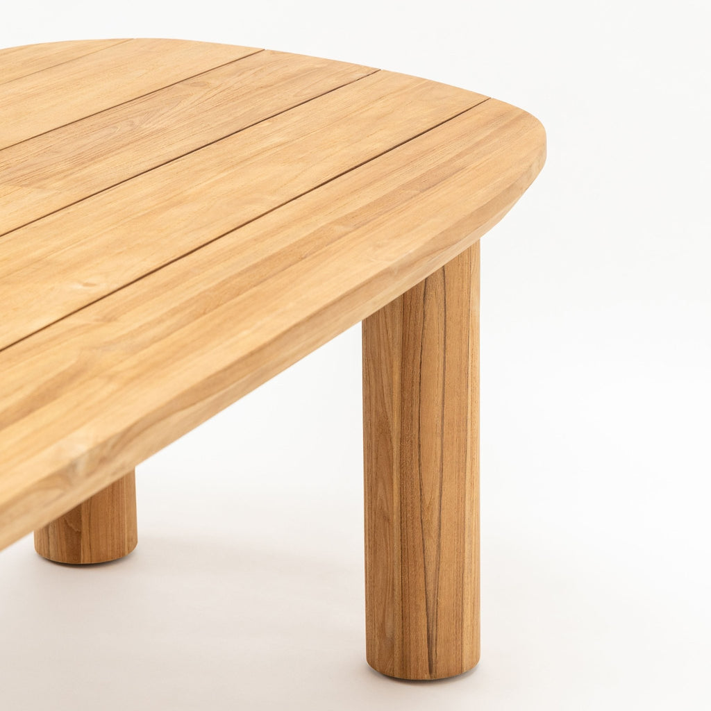 Parker Dining Table - Honey - Outdoor Dining Tables Loom Collection Loom Collection Dubai