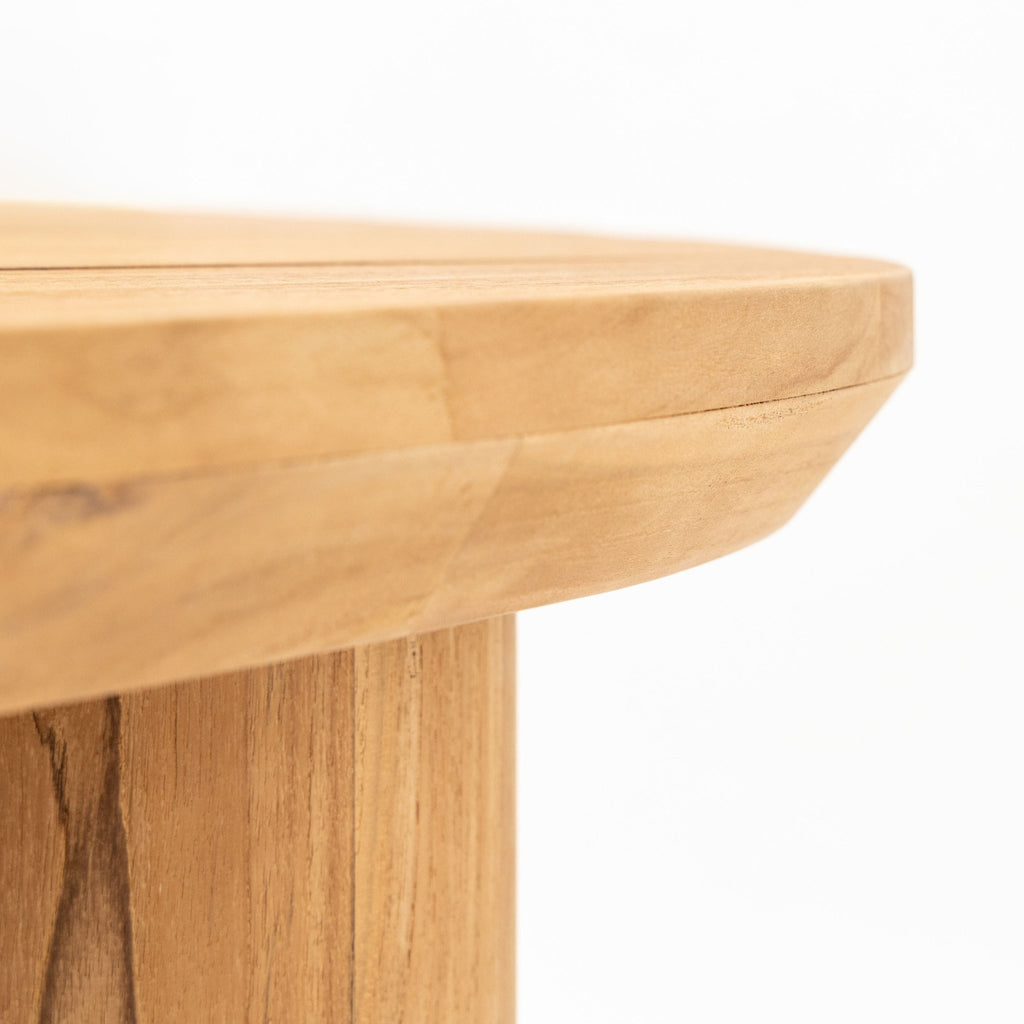 Parker Dining Table - Honey - Outdoor Dining Tables Loom Collection Loom Collection Dubai