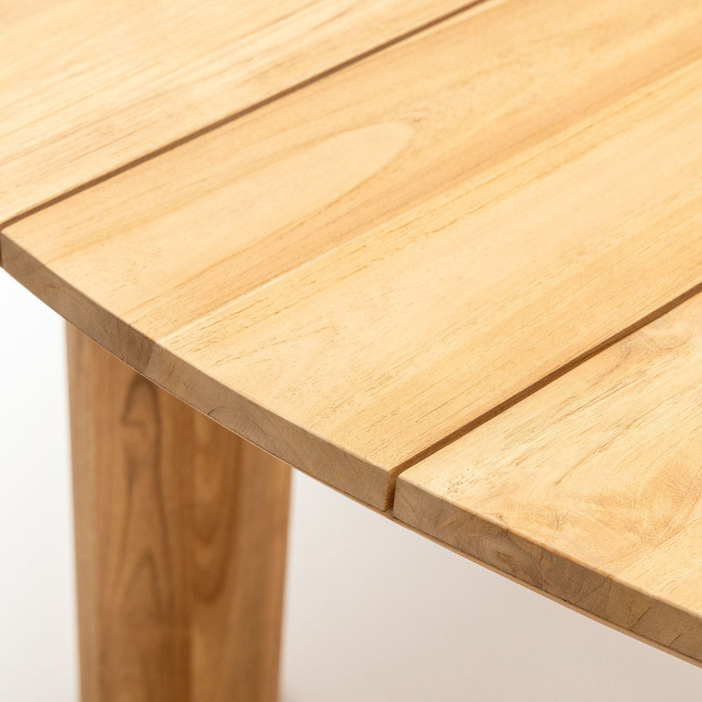 Parker Dining Table - Honey - Outdoor Dining Tables Loom Collection Loom Collection Dubai