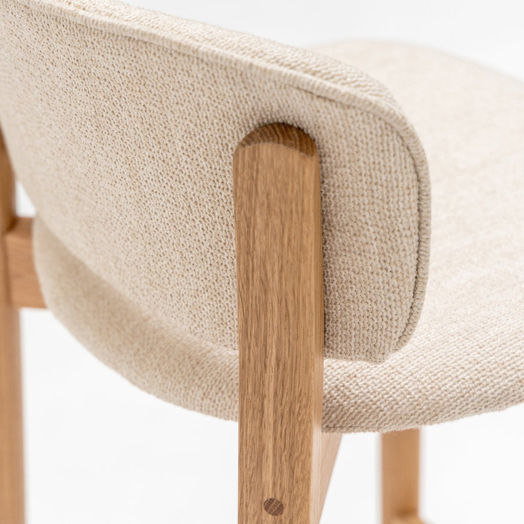 Pinta Counter Chair - Light Oak & Vanilla - Loom Collection