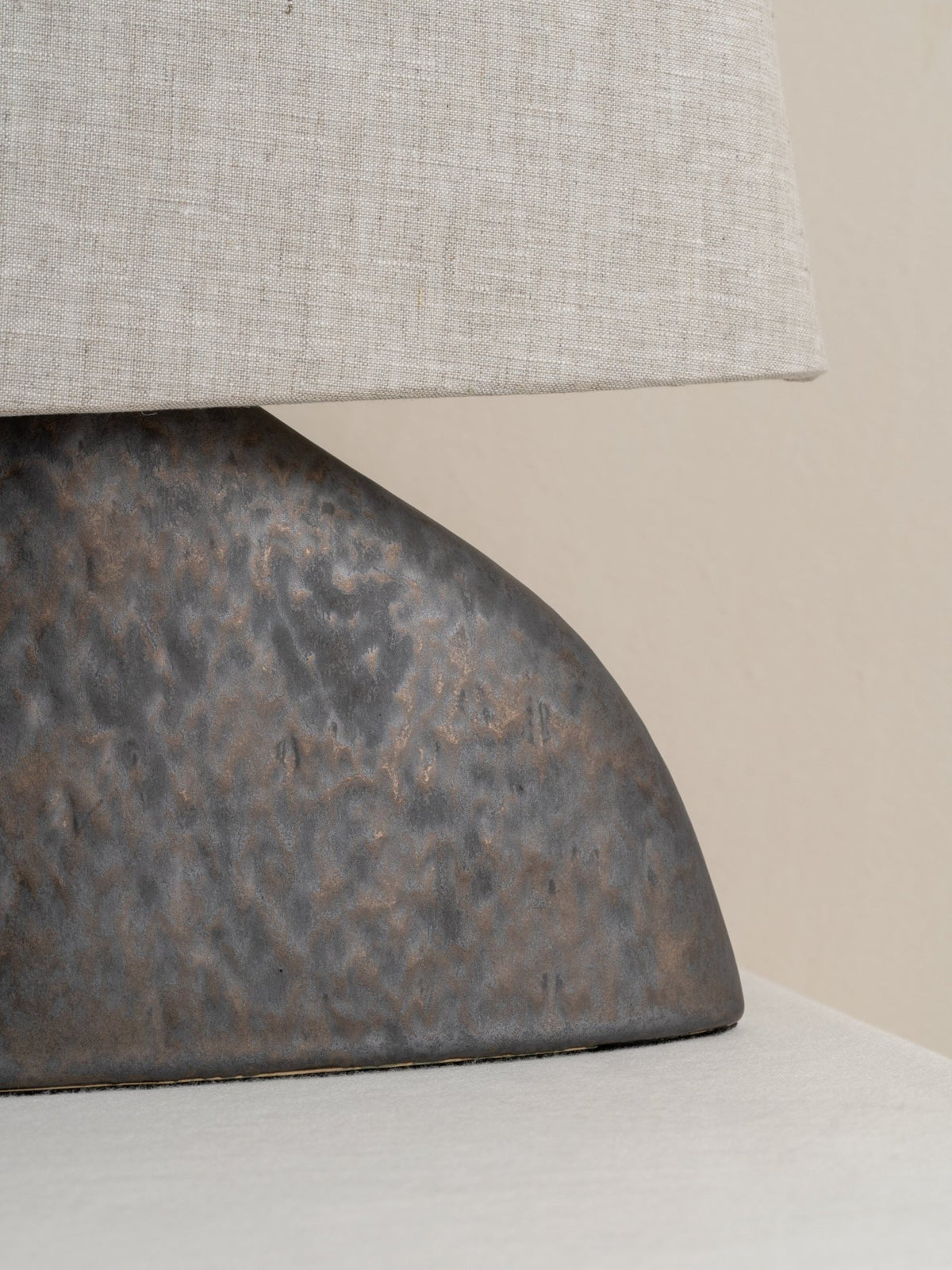 Pitti - Bronze Ceramic Table Lamp