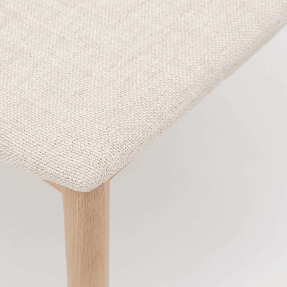 Poise Chair - Blonde Oak & Oatmeal - Dining Chairs Tolv Loom Collection Dubai