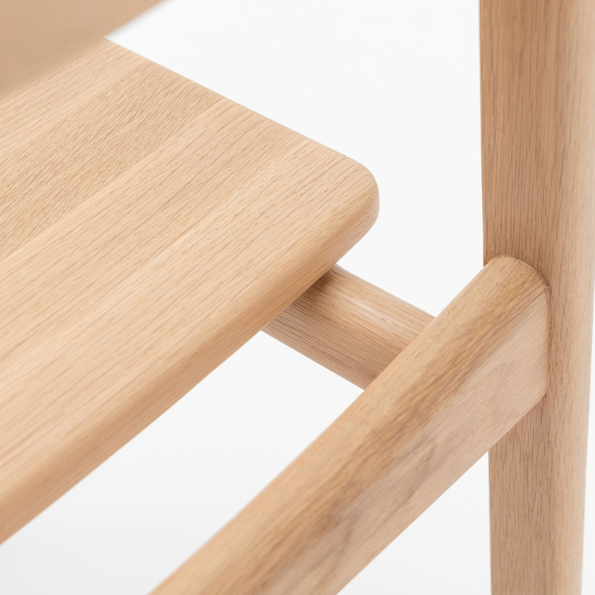 Poise Chair - Blonde Oak - Dining Chairs Tolv Loom Collection Dubai