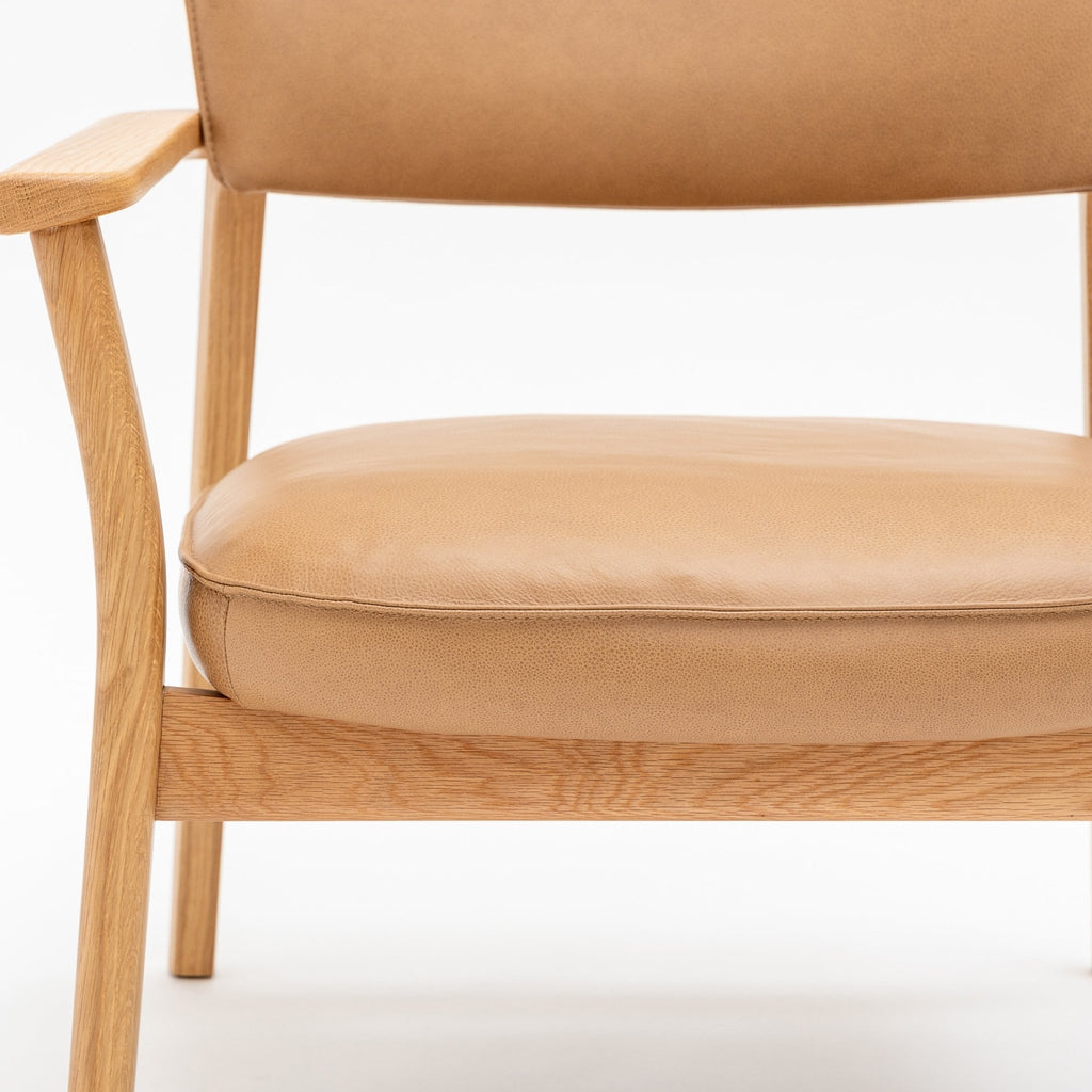 Poise Lounge Chair - Light Oak & Pecan Leather - Loom Collection