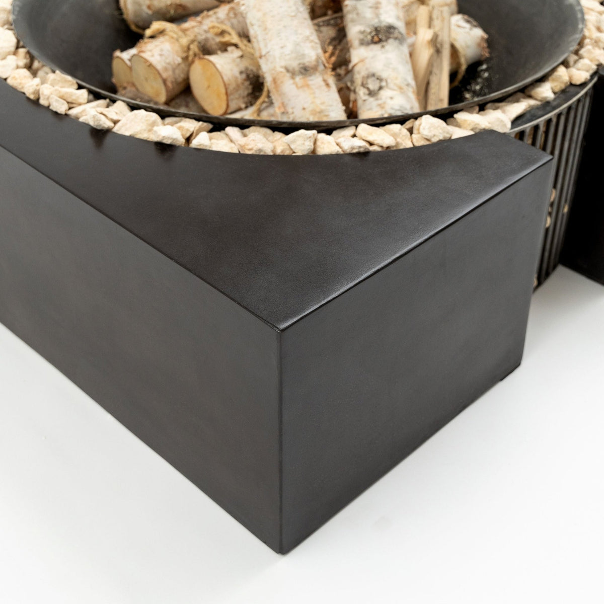 Riflesso Firepit - Lava - Firepits Loom Collection Loom Collection Dubai