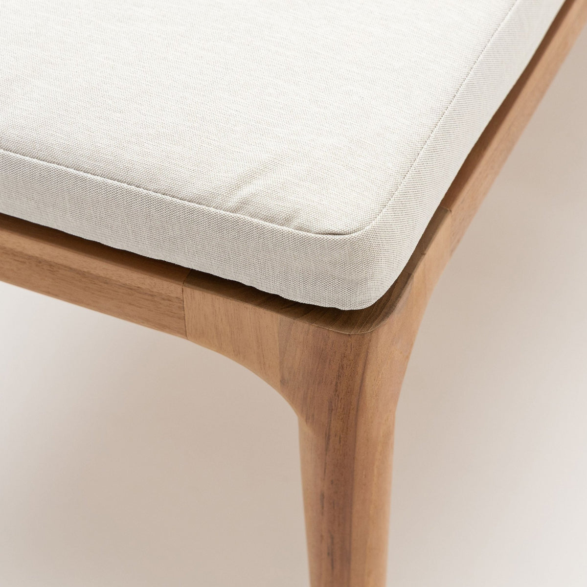 Sable Bench - Benches Loom Collection Loom Collection Dubai