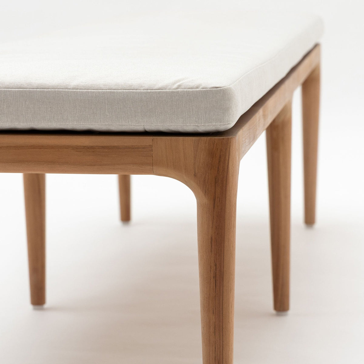 Sable Bench - Benches Loom Collection Loom Collection Dubai