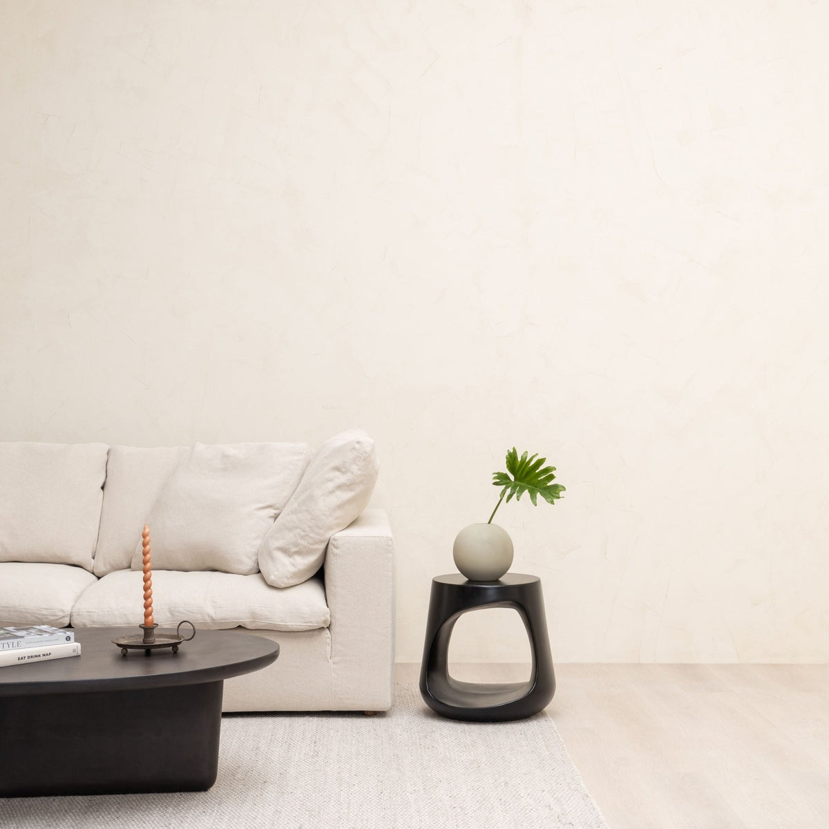 Sol Side Table - Black - Side Tables Loom Collection Loom Collection Dubai