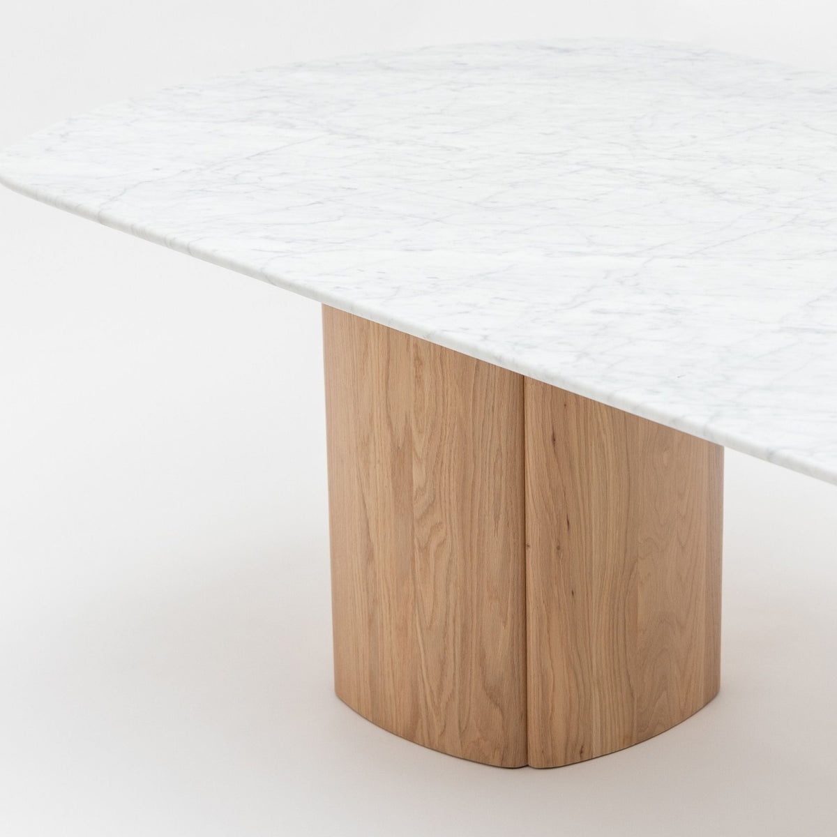 Tathra Table - Blonde Oak & Bianca Carrara - Dining Tables Tolv Loom Collection Dubai