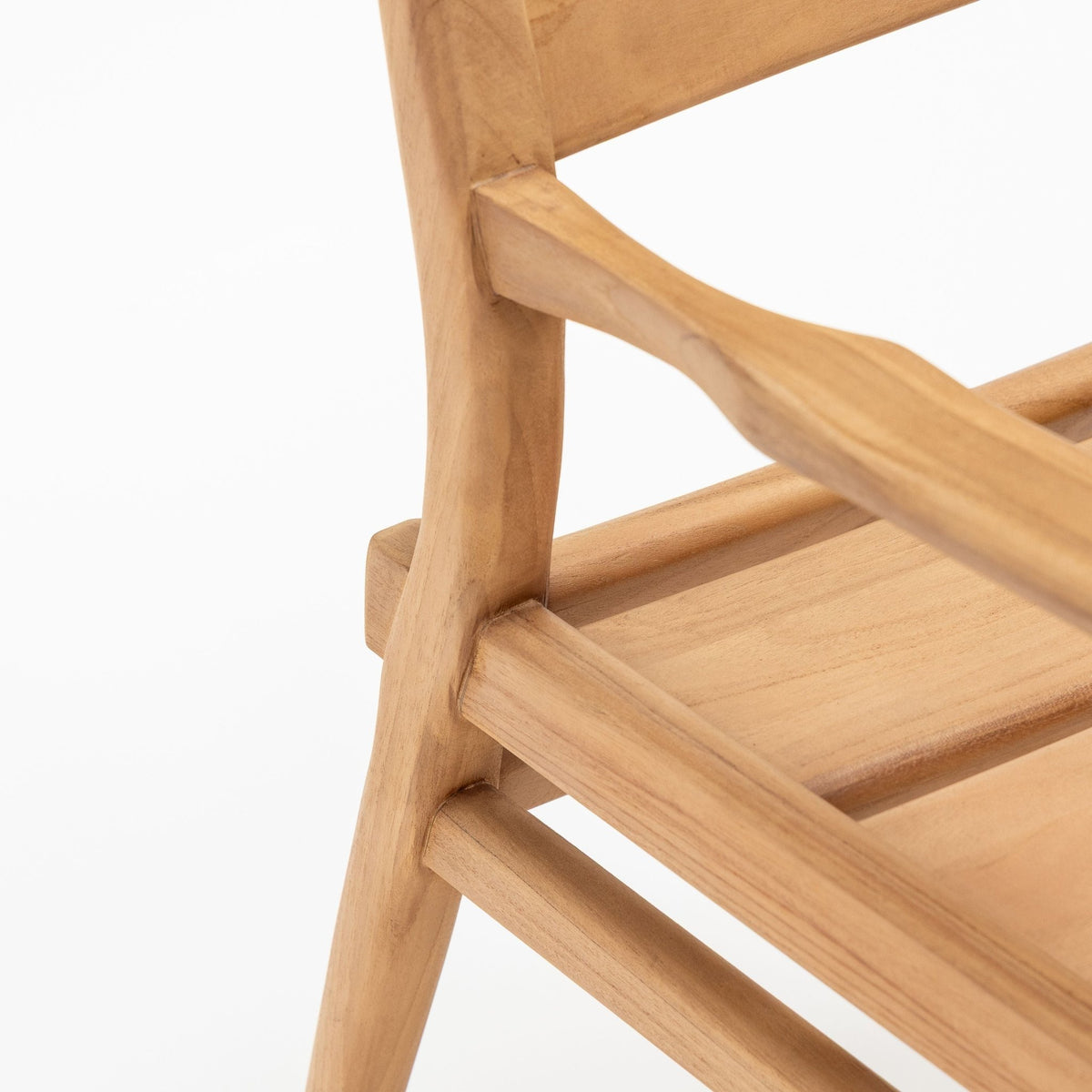 Tide Lounge Chair - Outdoor Occasional Chairs Loom Collection Loom Collection Dubai
