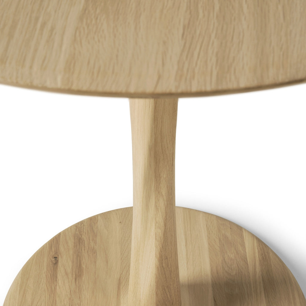 Torsion Round Dining Table - Oak - Loom Collection