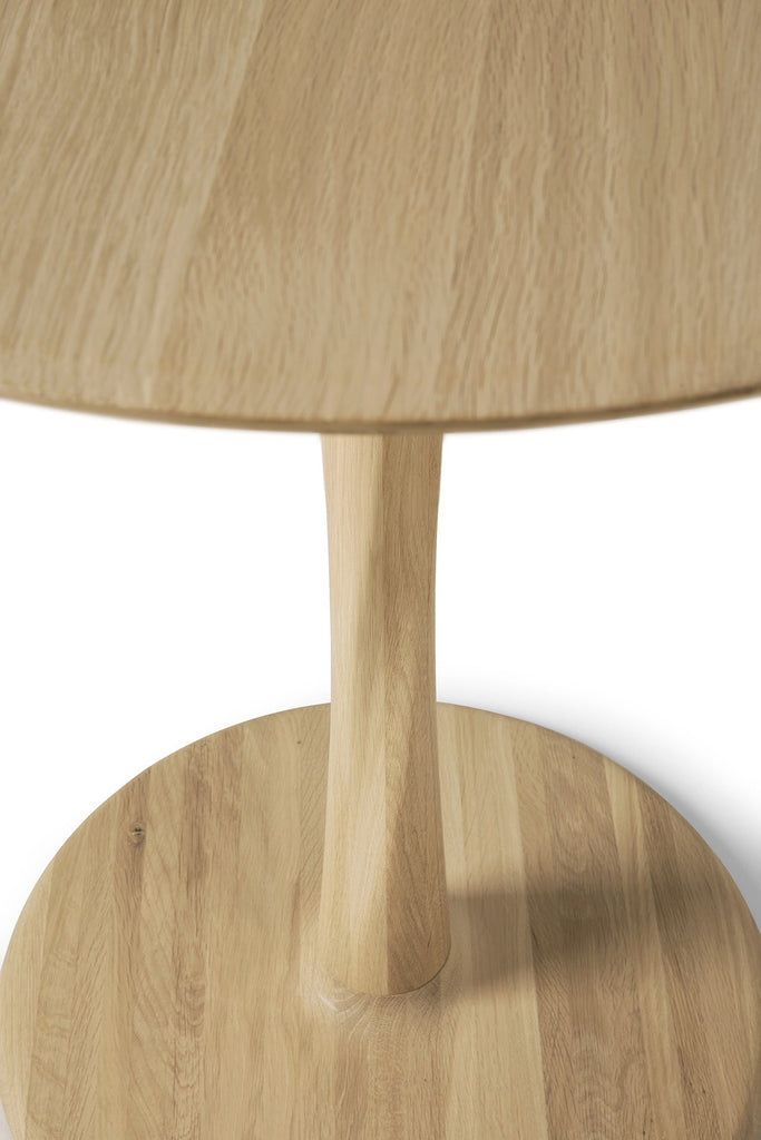 Torsion Round Dining Table - Oak - Loom Collection