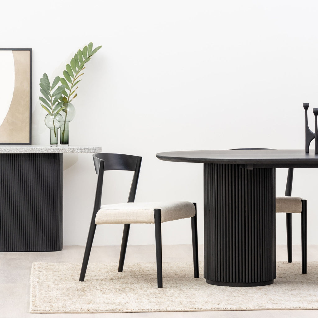 Verona Oval Table - Black - Oval Dining Tables Loom Collection Loom Collection Dubai
