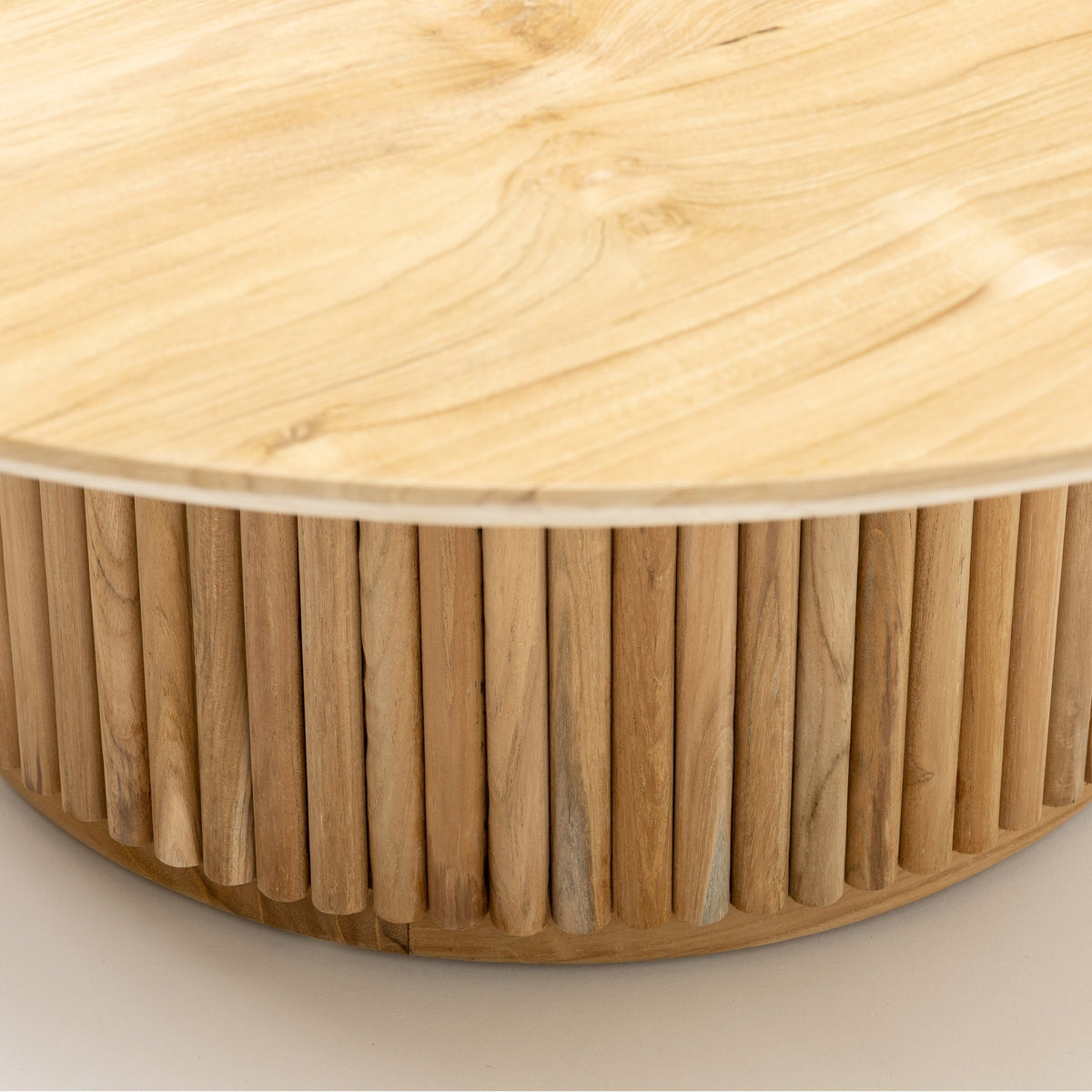 Verona Round Coffee Table - Natural - Coffee Tables Loom Collection Loom Collection Dubai