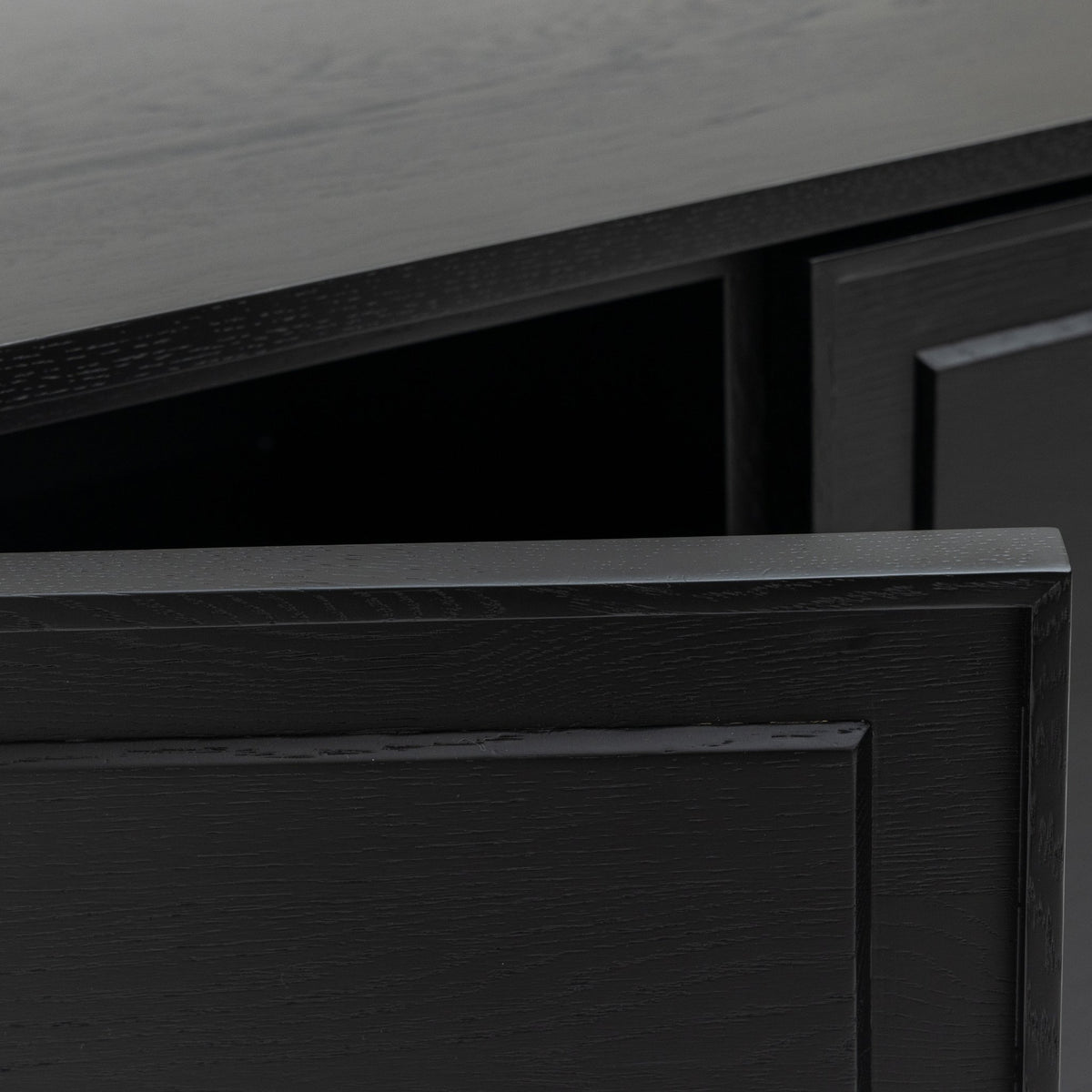 Yorke Highboard - Black Oak