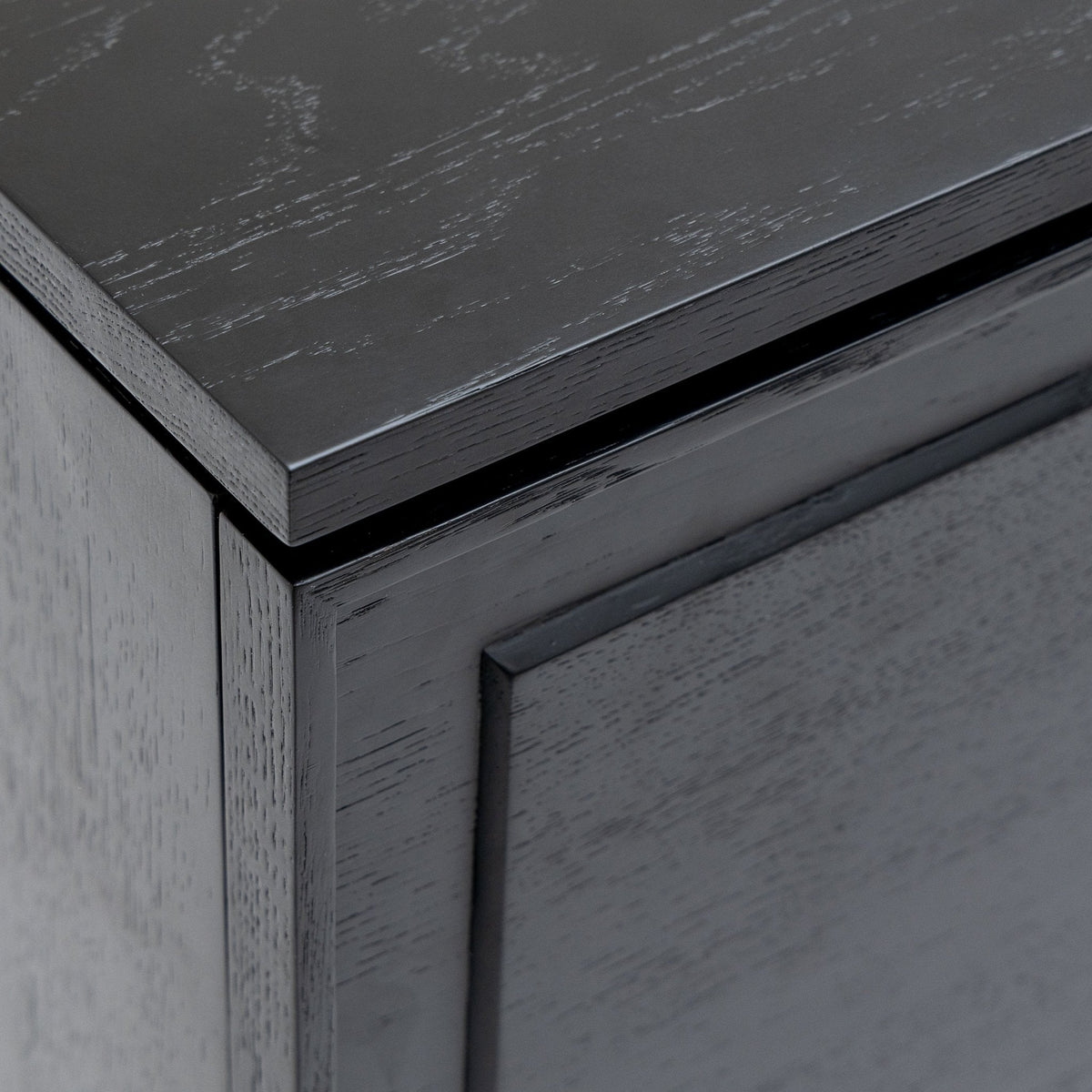 Yorke Highboard - Black Oak