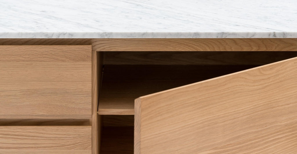 Kami 220 Entertainment Unit - Light Oak & Bianca Carrara.