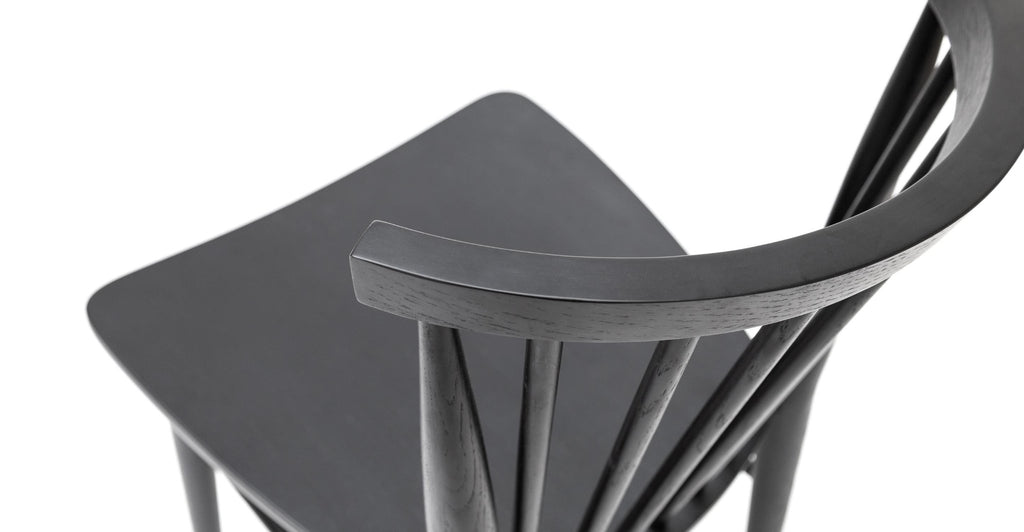 Requin Chair - Black.