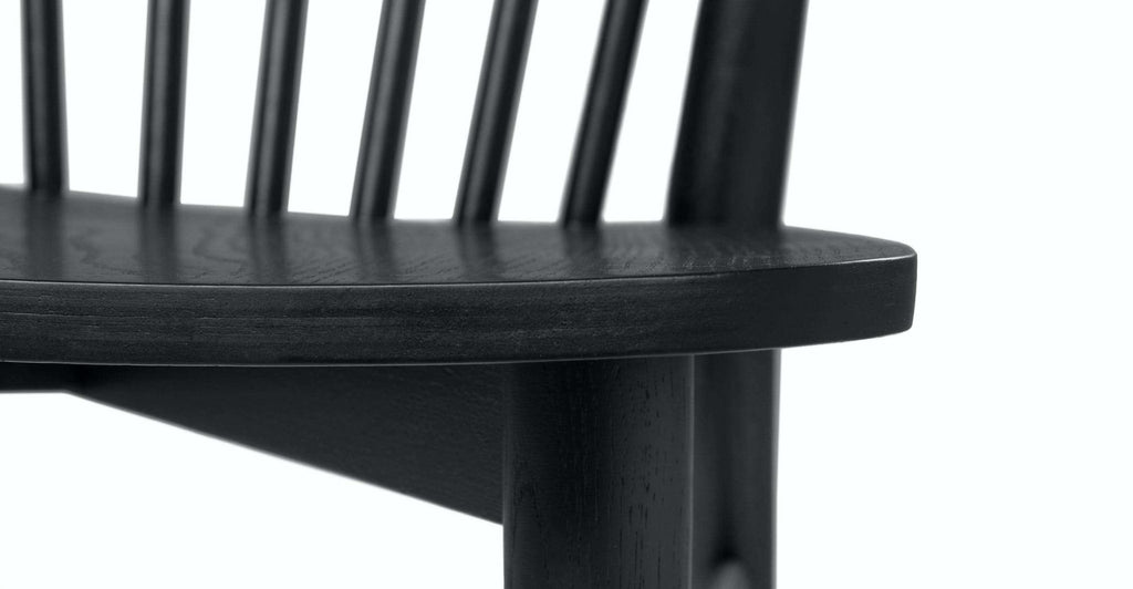 Requin Chair - Black.