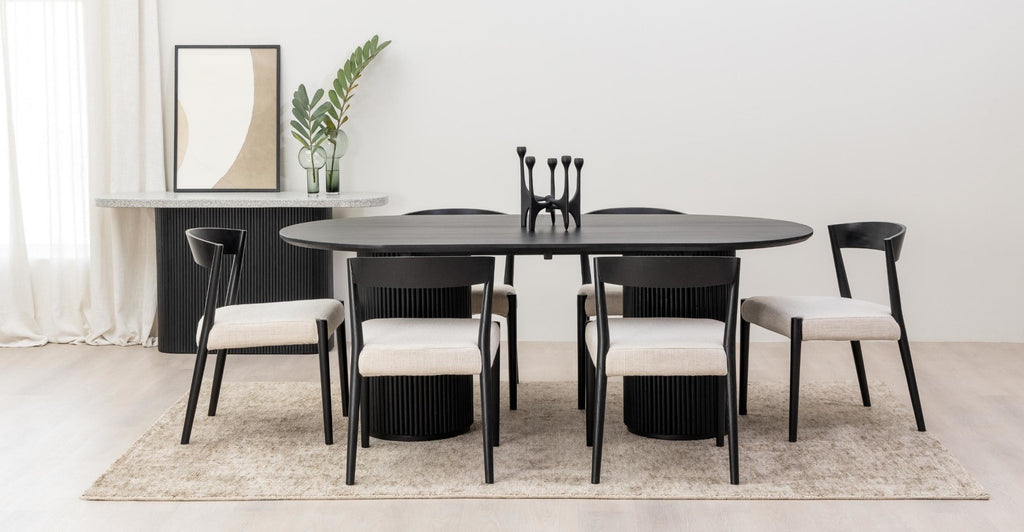 Verona Oval Table - Black.