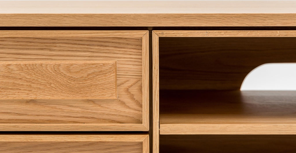 Yorke 220 Entertainment Unit - Light Oak.