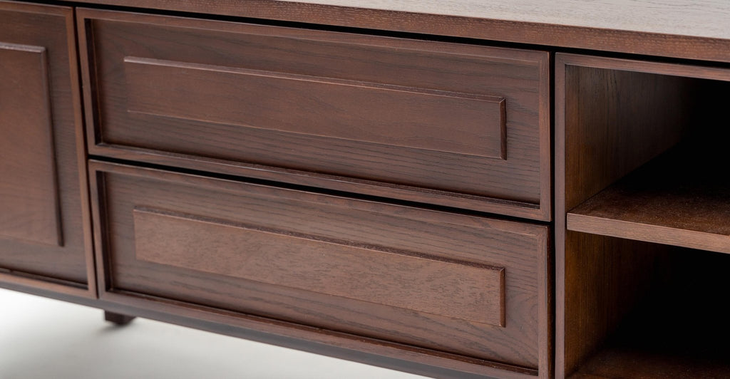 Yorke 220 Entertainment Unit - Smoked Oak.