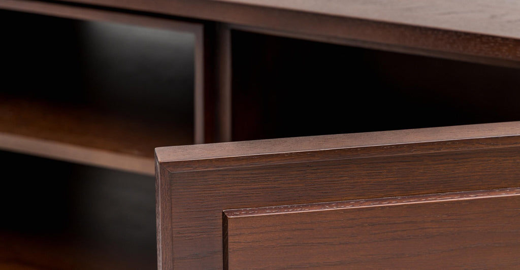 Yorke 220 Entertainment Unit - Smoked Oak.